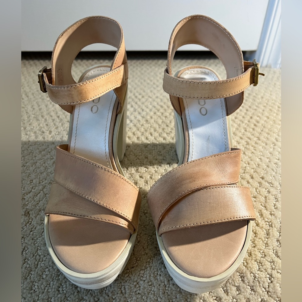 Aldo tan and white wedge heel size 38